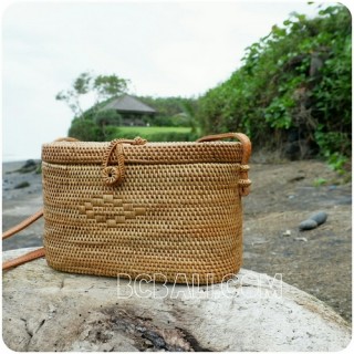 classic design cosmetic rattan straw bags full handwoven bali